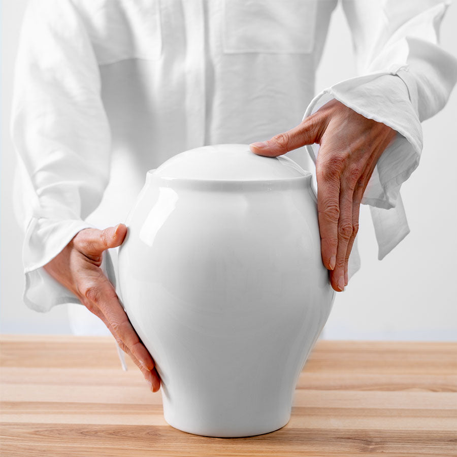 Traditional Urn For Cremated Remains