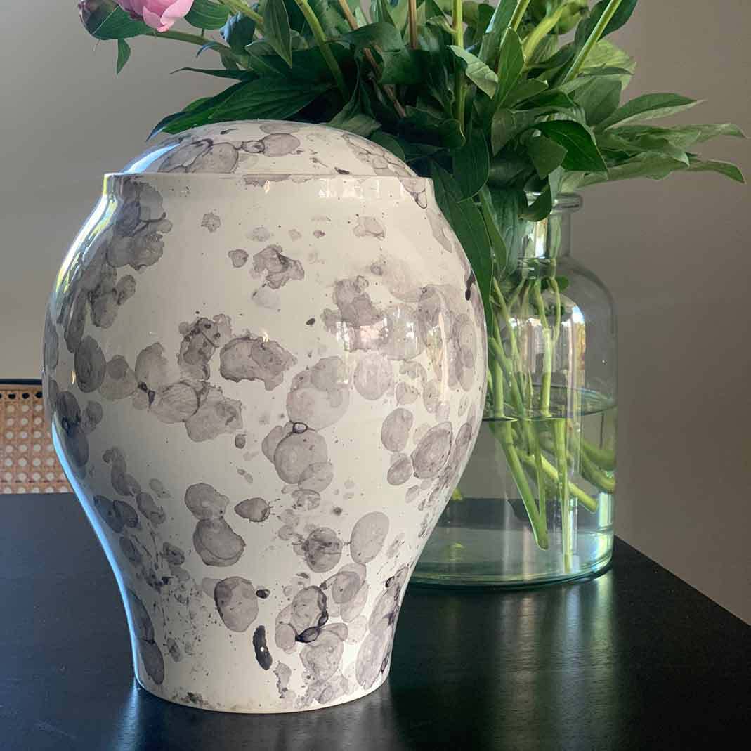 Splash Classic Adult Cremation Urns for Ashes